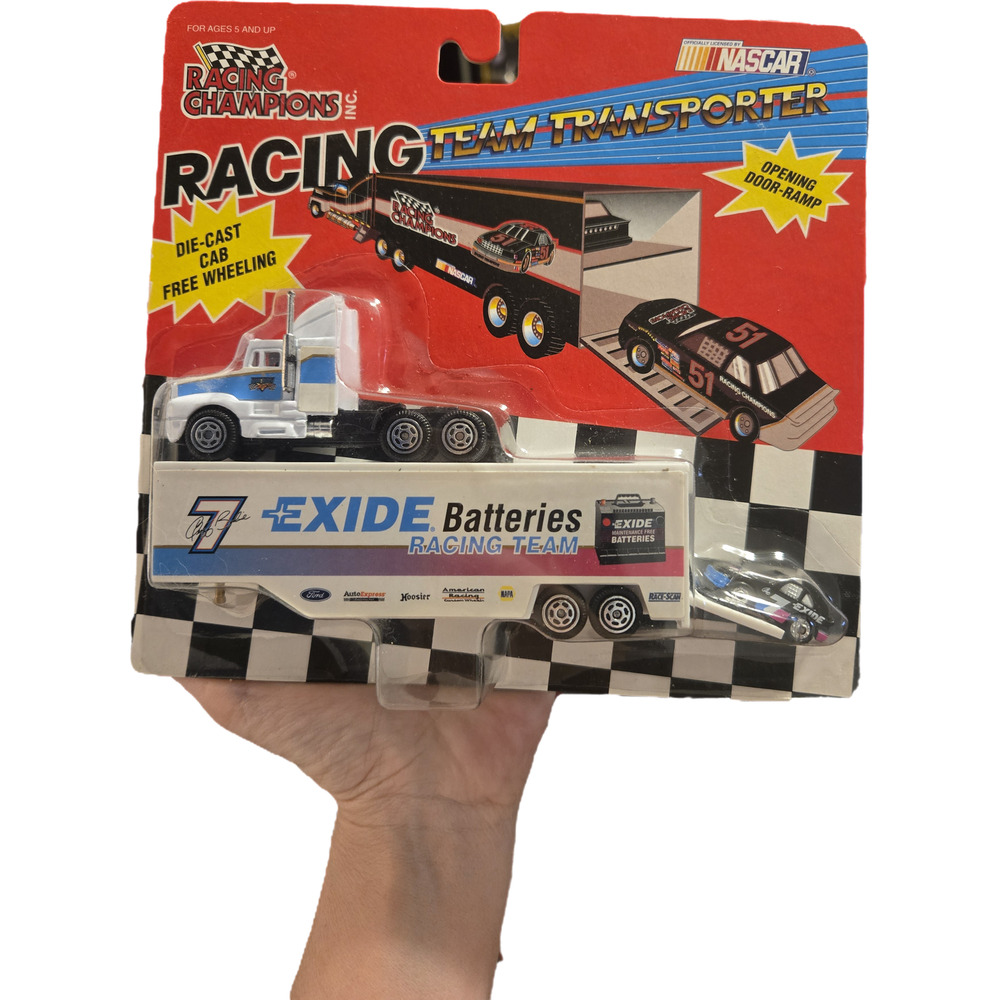 Geoff Bodine #7 Exide Batteries Racing Champions Transporter Rig 1994